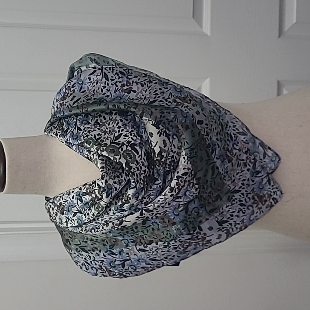 Cejon Floral Patterned Square Scarf - Blue and Green